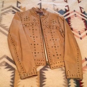 ADORABLE Camel Colored Wilsons Leather Jacket